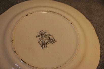 Wedgwood, 13 assiettes de table en faïence...