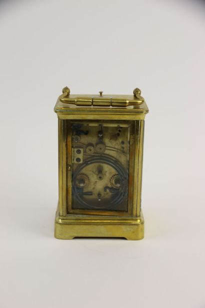 Pendule d'officier en laiton à cage de verre,...