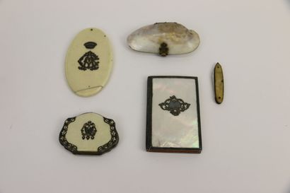 Ensemble d'objets de vitrine, seconde moitié...