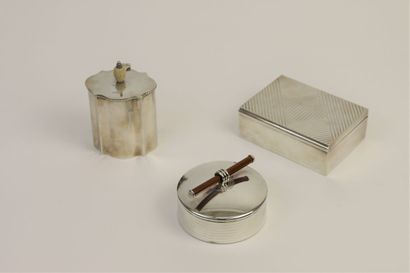 CHRISTOFLE

Boite ronde en métal argenté,...