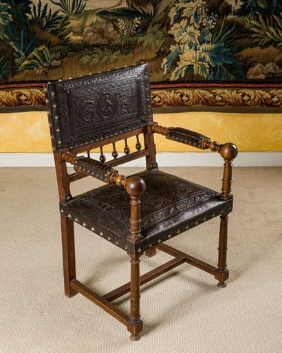 Fauteuil en bois naturel, assise, manchettes...