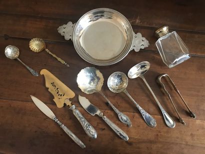 Couverts , couverts de service, petit plat...