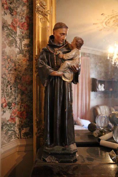 Saint Antoine

En plâtre polychrome. 

Travail...