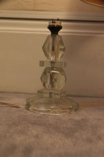DAUM France

Un pied de lampe en cristal...