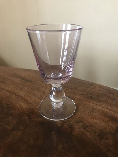Lots de verres dépareillés: vases, saladier,...