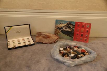 Lot de pierres et minéraux divers.