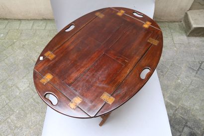 Plateau de table bateau en acajou et charnières...