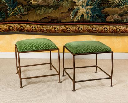 Deux tabourets, piètement en fer forgé, coussin...