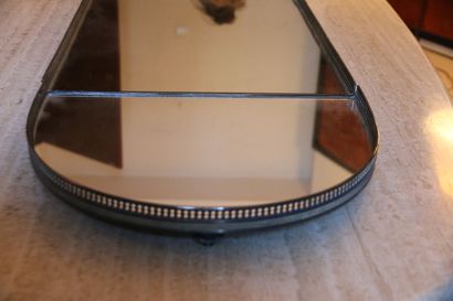 Surtout de table ovale en trois parties,...