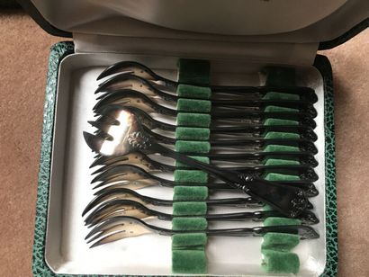 
Parties de ménagères en métal argenté modèle...