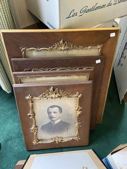 Lot de quatre photographies portraits en...