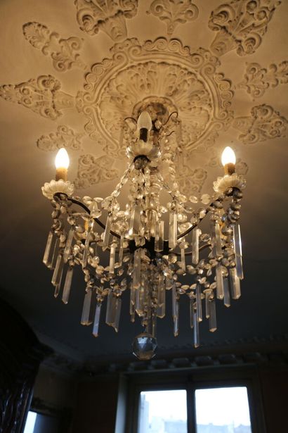 Lustre corbeille à six bras de lumière à...