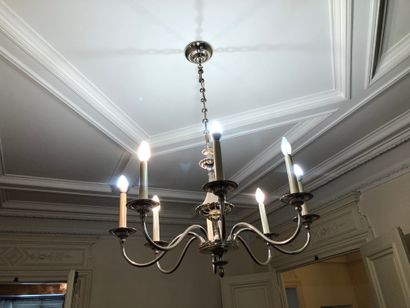 
Lustre de style hollandais en métal à huit...