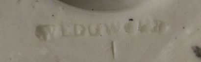 WEDGWOOD

Paire de vases Médicis couverts...