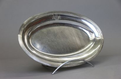 Plat ovale en argent 950°/°°, bord filets,...