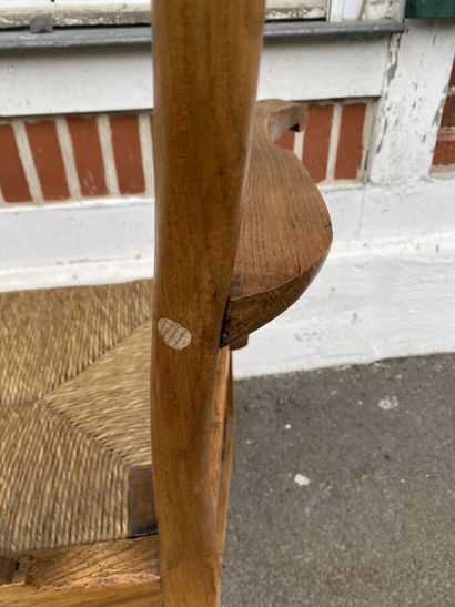 Natural wood commode chair. Straw seat. 19th...
