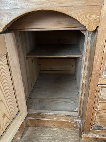 Pitchpin desk with seven drawers and a door...