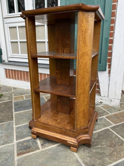 Bookcase in veneer, four trays
99 x 56 x...