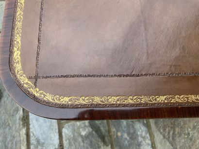 Mahogany and mahogany veneer game table,...