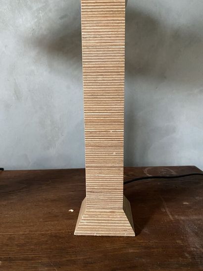 Pair of lamp feet in light wood. 20th century
Ht...