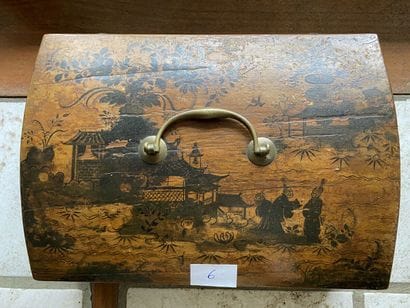 Natural wood box, curved lid. Black cameo...