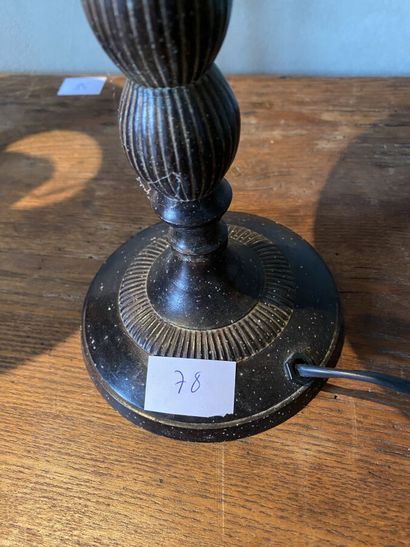 Pair of metal bulbous lamp bases. 20th century....
