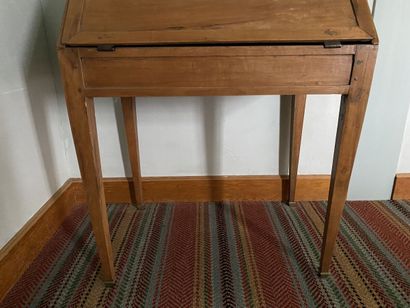 Sloping desk in natural wood, inlaid with...