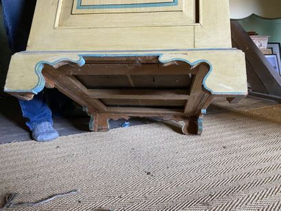 Yellow lacquered wood and green rechampi...