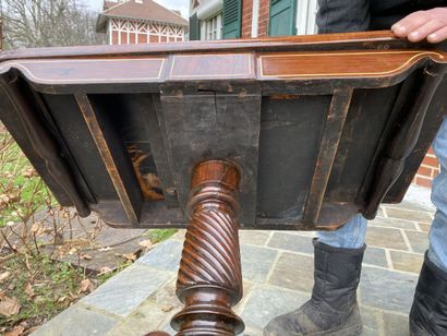Mahogany and mahogany veneer game table,...