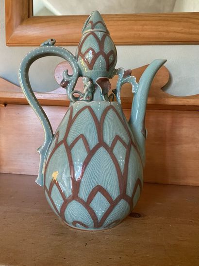 Lot of celadon green cracked porcelain including:...