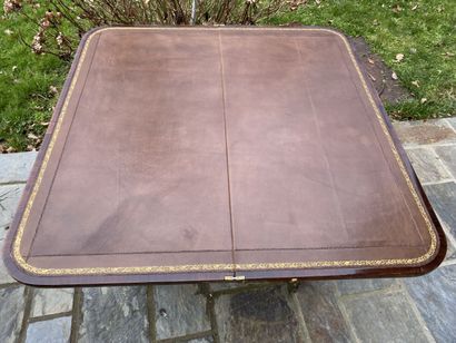 Mahogany and mahogany veneer game table,...