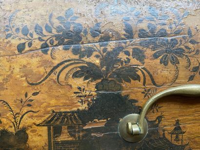 Natural wood box, curved lid. Black cameo...