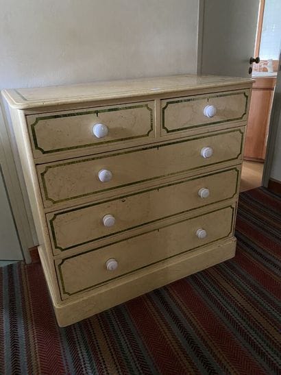 Chest of drawers in yellow patinated wood...