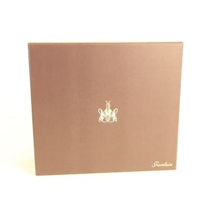 Guerlain - (années 2000)
Présentés dans leur...