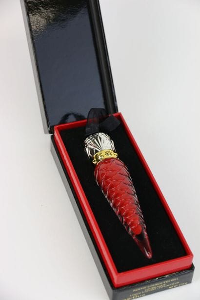Christian Louboutin - (2015)
Présenté dans...