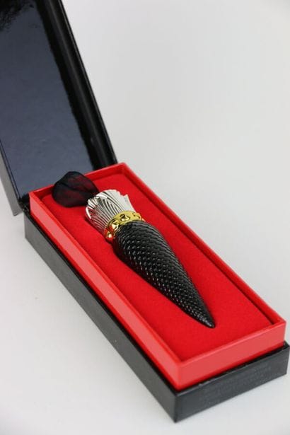 Christian Louboutin - (2015)
Présenté dans...