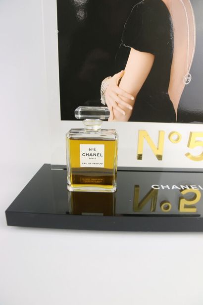 Chanel - 