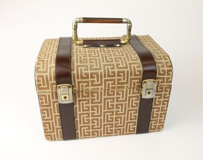 Pierre Balmain (années 1970)
Vanity case...