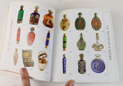 Divers auteurs sur le thème du parfum 
Lot...