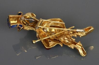 Parrot-shaped pendant brooch in yellow gold...