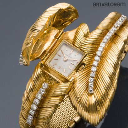 UTI- BLANCPAIN
Mysterious watch bracelet...