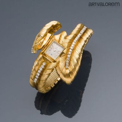 UTI- BLANCPAIN
Mysterious watch bracelet...