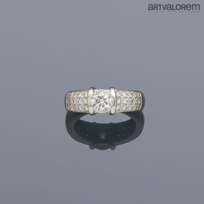 Wedding band ring in 750°/°° white gold,...