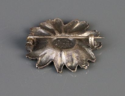 MELLERIO
Two-tone metal flower brooch. Marked...