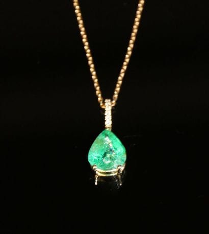 Yellow gold 750°/°° chain with lobster clasp...