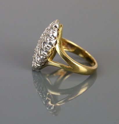 Marquise ring in yellow and white gold 750°/°°...