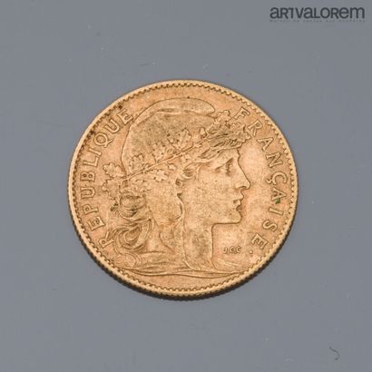 FRANCE
10 francs gold with rooster
Year ...