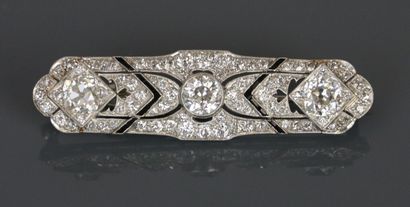 Brooch in 585°/°° white gold and platinum...