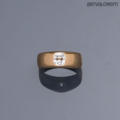 Wedding band ring in yellow gold 750°/°°...