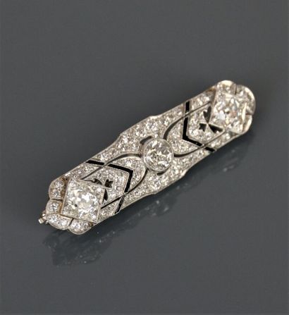 Brooch in 585°/°° white gold and platinum...